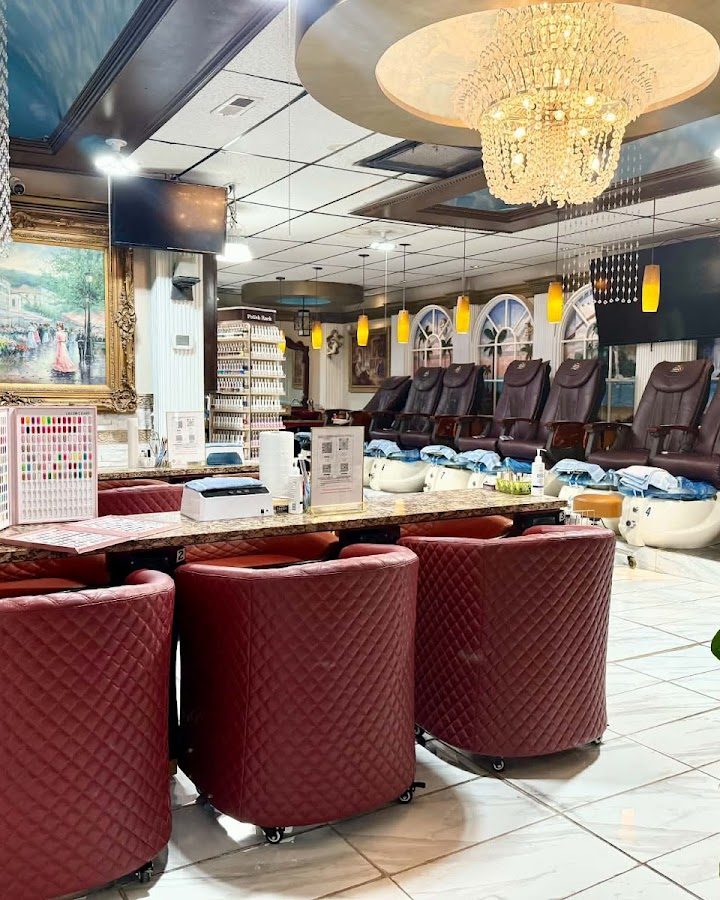 Inside Diamond Nails