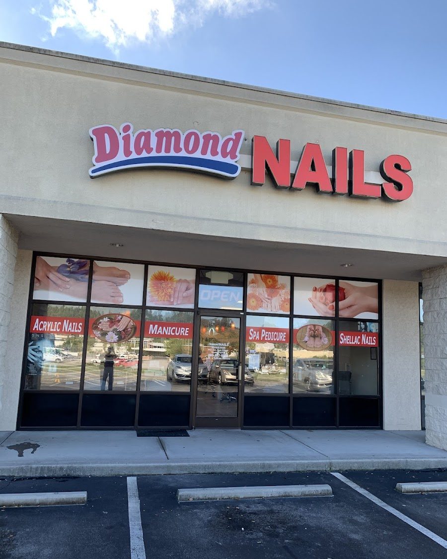 Diamond Nails storefront on Schaad Road
